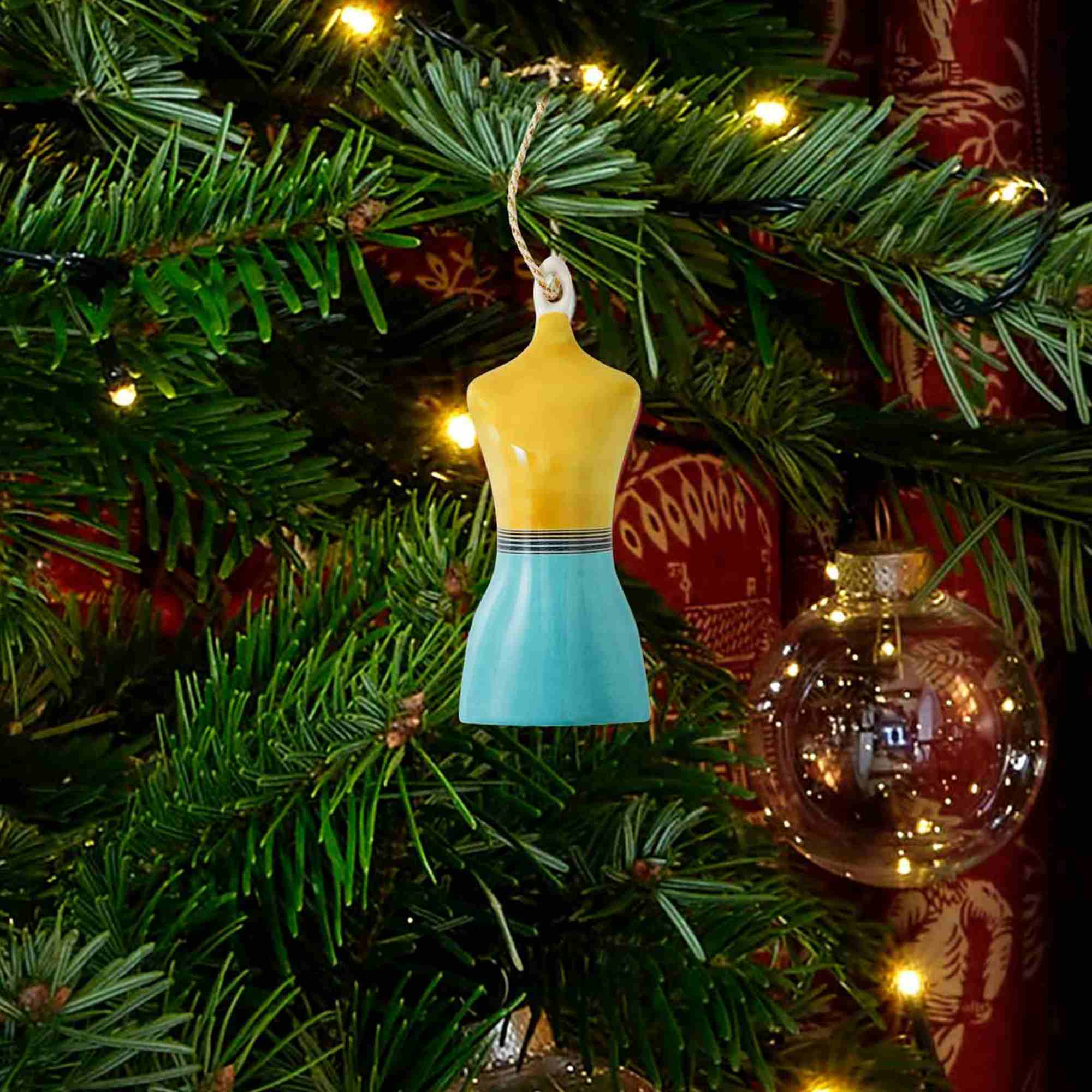 Calypso Mannequin Ornament image number null